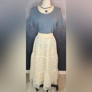 🦋Vintage Lace Skirt and Tee Set - Size Small Skirt, Medium Shirt🦋